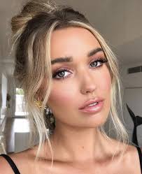 Megan Fallows (mefallows12)