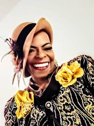 Please your pictures should be captioned with your name, nickname, hobbies,  location, likes, Dislikes and lots more about yourself. New members are  always welcome. Thank you.