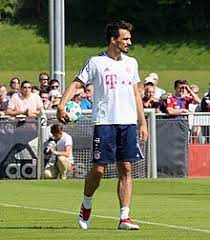His honours at the club include two league. Mats Hummels Wikipedia
