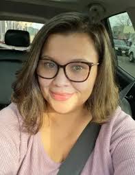 Marisol Rowe's Instagram, Twitter & Facebook