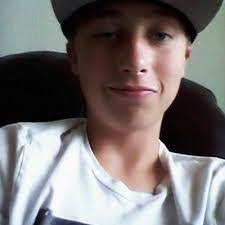 Logan Broome's Instagram, Twitter & Facebook