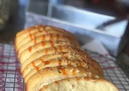 Cara membuat roti sobek memang sangat mudah dilakukan. Resep Roti Sobek Baking Pan Setelah Adonan Dibentuk Lalu Taruh Di Loyang Yang Sudah Dialasi Dengan Baking Paper