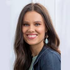 Natalie Mae 🦂 Author (@ByNatalieMae)