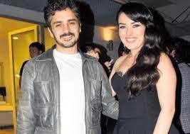 Ezgi mola ile mustafa aksakallı sevgili mi? Ezgi Mola And Umut Kurt Photos News And Videos Trivia And Quotes Famousfix