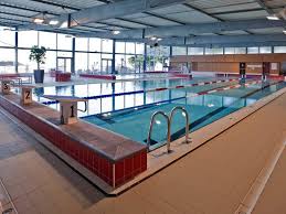 Piscine Neptilude A Quiberon Horaires Tarifs Avis Telephone Piscine Piscine Couverte Quiberon