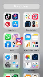 This is such an aesthetic way to organize the apps on your phone! Step By Step Guide Aesthetic Ios 14 Home Screen Customization Elephant On The Road