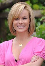 Amanda holden gave fans an insight into her getting ready routine in a short video today. More Pics Of Amanda Holden Bob Short Hair Styles Straight Hairstyles Hair Styles