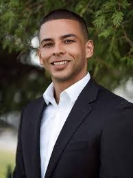 Robert Barnaby's Instagram, Twitter & Facebook