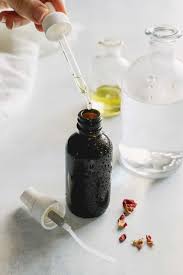 Does this diy deodorant spray smell like vodka? Make A Homemade Deodorant Spray That Really Works Hello Glow