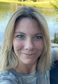 Sheila Benz's Instagram, Twitter & Facebook