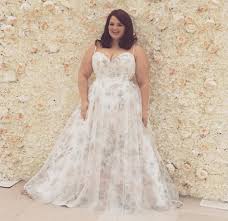 I saw on google that rebecca's was highly recommended as one of the best locations for extended sizes. Floral Plus Size Wedding Dresses Off 71 Buy