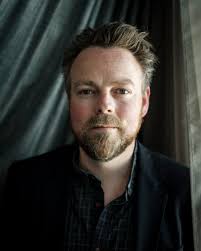 Tirsdag fikk næringsminister torbjørn røe isaksen (h) og hans kone henriette ringnes sitt tredje barn. Torbjorn Roe Isaksen Blir Politisk Tidligpensjonist Eller Blir Han Egentlig Det Vart Land