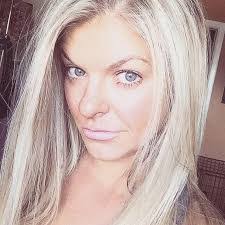 Kelly Devitt's Instagram, Twitter & Facebook