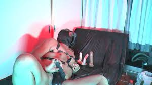 ど淫乱ゲイが前日のハッテン場を思い出しながらディルドをフェラチオしてオナニーしまくり - Pornhub Gay