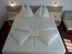 Bett schon machen with bett, machen, schön. 62 Betten Machen Ideen Handtuch Falten Bett Bett Dekor