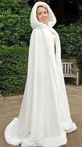 Das kleid wurde auf einer hochzeitsmesse gekauft. Phoenix Brautkleid Mantel Kapuzenumhang Umhang Brautumhang Weihnachtsmannumhang Wizard Mantel Elfenbein Amazon De Bek Hochzeit Mantel Braut Kap Brautjacke
