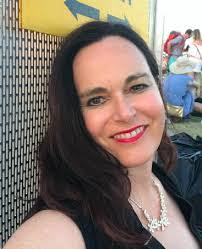 Julieanna Hever's Instagram, Twitter & Facebook