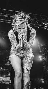 Jennifer Weist At A Concert With Jennifer Rostock Inked Girls Girl Tattoos Beautiful Girl Face