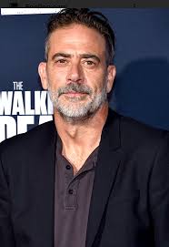 Jeffrey Dean Morgan has a new scary movie coming out next month and from  this trailer it looks like it's going to be pretty good. I'm sorry though,  no matter what else