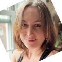 Jennifer Pisano's Instagram, Twitter & Facebook