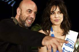 Virzì was born in livorno, italy in 1964, as the son of a sicilian police officer in the carabinieri and a former singer. Bild Zu Paolo Virzi La Prima Cosa Bella Bild Micaela Ramazzotti Paolo Virzi Filmstarts De
