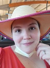 Laura Lamont's Instagram, Twitter & Facebook