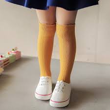 Les modèles de chaussettes de femme sont innombrables. Soldes Chaussette Haute Pour Fillette En Stock