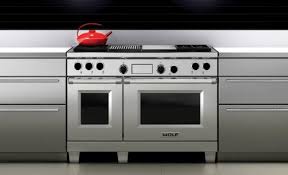 The 18 oven is a standard radiant oven, rather than convection. Wolf Df484cg Legacy Model 48 Dual Fuel Range 4 Burners Infrared Charbroiler And Infrared Griddle Df484cg Atlantic Appliance