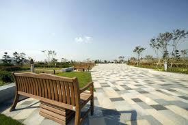 8 Awesome Rooftop Gardens And Restaurants In Seoul Rooftop Garden Rooftop Seoul
