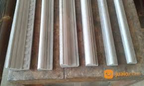 Plastik cor dapat dibeli di toko bangunan, upayakan platik korosi selain merusak tulangan juga akan memberikan warna karat pada permukaan beton. List Profil Beton Semarang Jualo