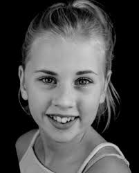 Angel-May Webb 9. Fotoğraf