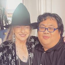 Galen Wong (@curioncurious) • Instagram photos and videos