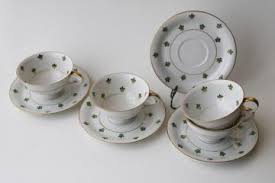 The marks for different manufacturers often change over the years, helping to date a piece as well as authenticate it. Vintage Bavaria R S Prussia Germany China