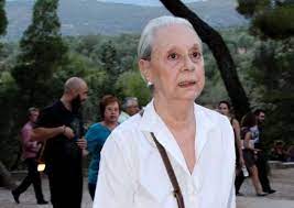 Η μάγια λυμπεροπούλου (πρόεδρος), η δηώ καγγελάρη, η ματίνα καλτάκη, ο δημήτρης λιγνάδης και η ρένη πιττακή (μέλη). Bamizrcxfgloem