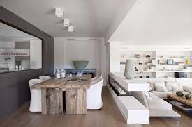 Usciti dal 2018, anno caratterizzato dal predominare dello stile vintage e dai colori pastello, il 2019 è. Arredare Con Il Legno Guida Ai Colori E Ai 3 Abbinamenti Piu Di Tendenza