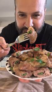 Giappone in tavola in meno di 2 minuti! 🇯🇵 , Guarda come preparare i Niku  Maki (involtini maiale e asparagi) super facili, veloci e golosi! ✨ ,  Stupisci tutti con questa ricetta perfetta per la ...