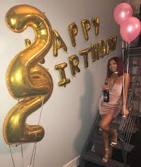 18th Birthday Birthday Outfits For 18 Year Olds Pin By Brianna Collins On Slay Day Birthday Photoshoot 18th Birthday 18th Birthday Outfit