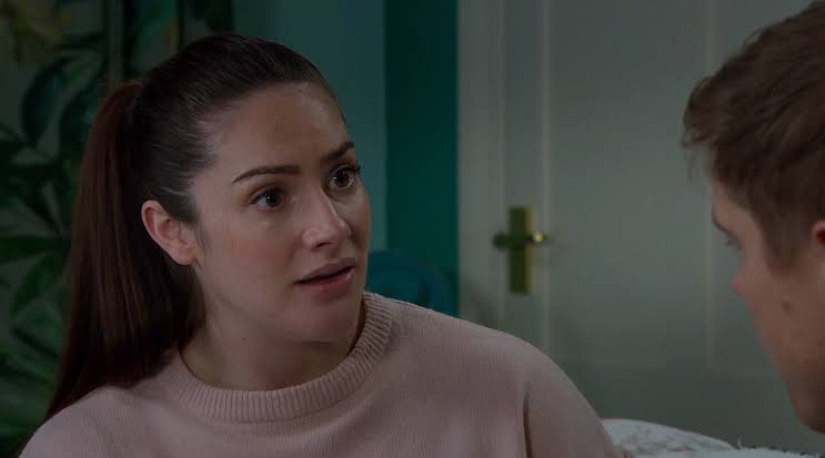 Emmerdale star Isabel Hodgins returns to set for special reason