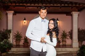 A parody account for @loveisland. Love Island 2017 Elena Miras Und Mike Heiter Sind Ein Paar Express De