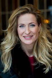 Jennifer Steffens's Instagram, Twitter & Facebook