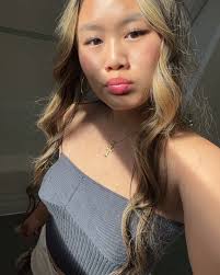 hi!! I'm Amanda i'm from Long Island, New York. i'm 100% committed and i'm  undecided