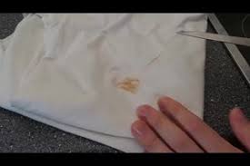 Gut für dich, eine katastrophe für deine fruchtsaftflecken vom teppich entfernen. Video Schokoladenflecken Entfernen Kleidung Aus Baumwolle Fasergerecht Reinigen Gelingt So