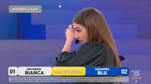 Dm7 ter dinheiro pra viver tão só. Amici Speciali Scherzo A Gaia Gozzi Chega E Un Plagio Video