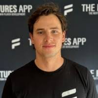 Noah Grunberg's Instagram, Twitter & Facebook