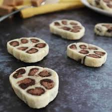 Recette Buche De Noel Maison Vanille Fruits Rouges Gateaux Aux Numeros Biscuits Moelleux Nappage Pour Tarte