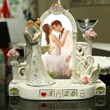 Check out the newest unique gifts that were added to gifteee, for men, women and kids of all ages. Creative Decoration Day Practical Living Room Upscale Crafts Home Decorations New Girlfriends Wedding Wedding Gift Taobao Depot Taobao Agent