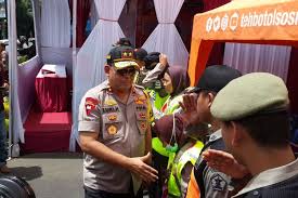 Mgr leo soekoto memberkati orgel pipa yang baru dan megah itu, sebuah orgel yang mempunyai 15 register dan diperlengkapi dengan 1000 buah pipa. Kapolda Jatim Perayaan Natal Di Jatim Aman