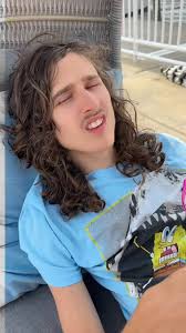 Van’s got style #autismawareness #autismacceptance #autismfamily #autistic  #autisticadult #autismadvocate #autismsupport #autismfamily #autismmom