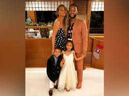Truly the woman can do it all and she does it fabulously. Chrissy Teigen John Legend Go Horseback Riding With Kids English Lokmat Com