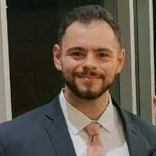 Daniel Vales's Instagram, Twitter & Facebook